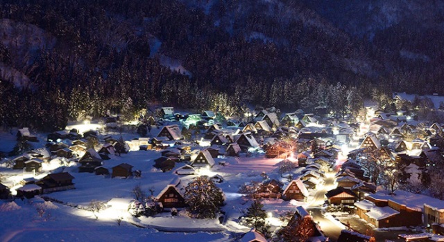 白川村